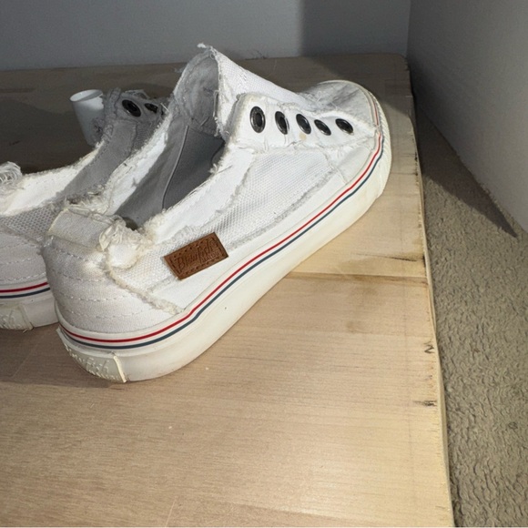 Women’s blowfish sneakers sz 8 - Picture 2 of 11